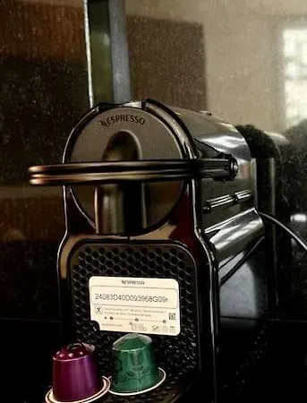 4 Pieces Luxueux アパート カンヌ